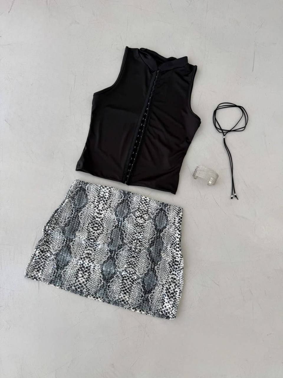 Look con accesorios